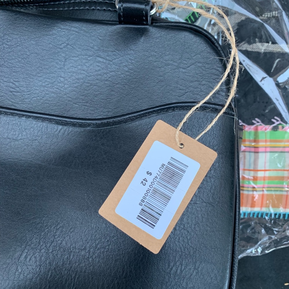 NWT Brandy Melville Small Hand Bag - Picture 2 of 8